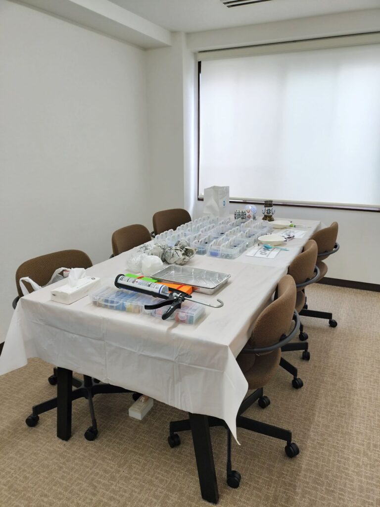 モザイクランプ作業風景